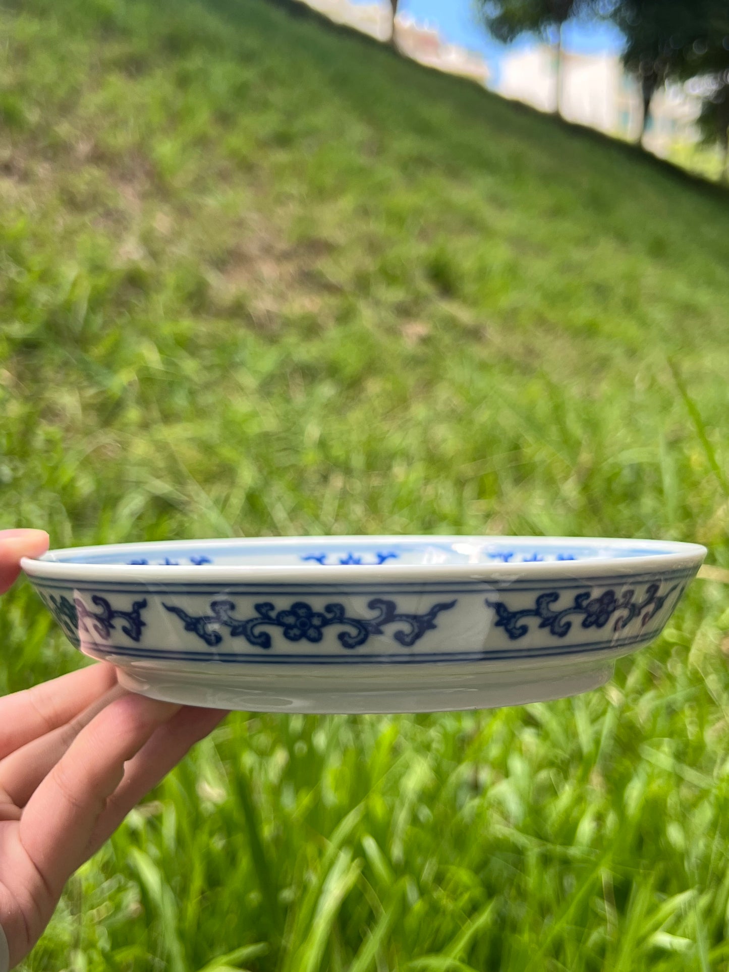 Hand Painted Chinese Twist Lotus Pattern Blue and White Porcelain Gaiwan Set Jingdezhen Master Ceramic Artwork