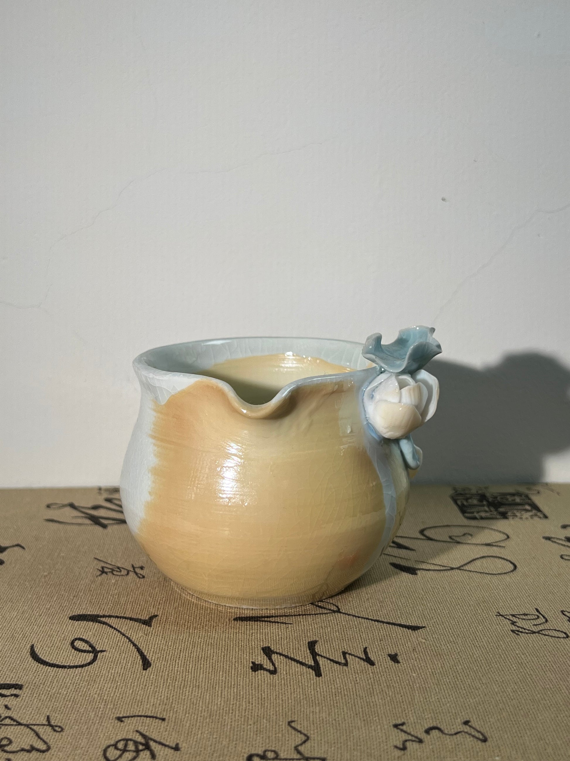 This is a woodfired pottery flower faircup gongdaobei