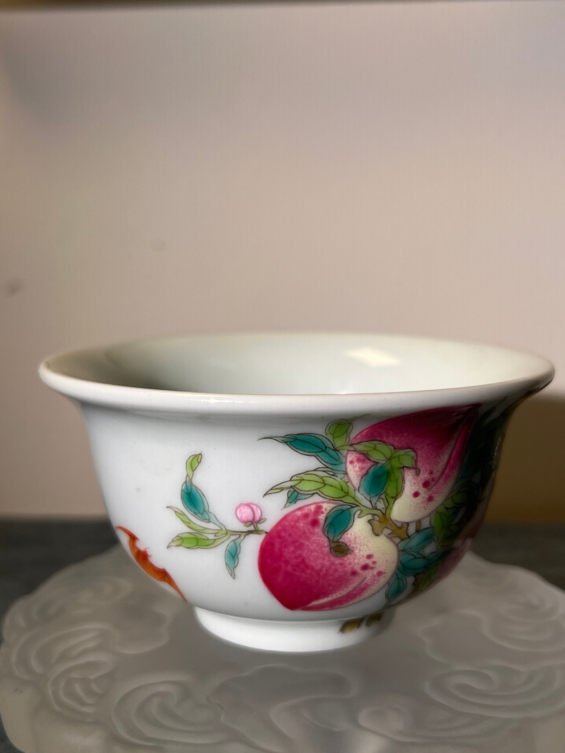 This is a Chinese Jingdezhen ceramic teacup