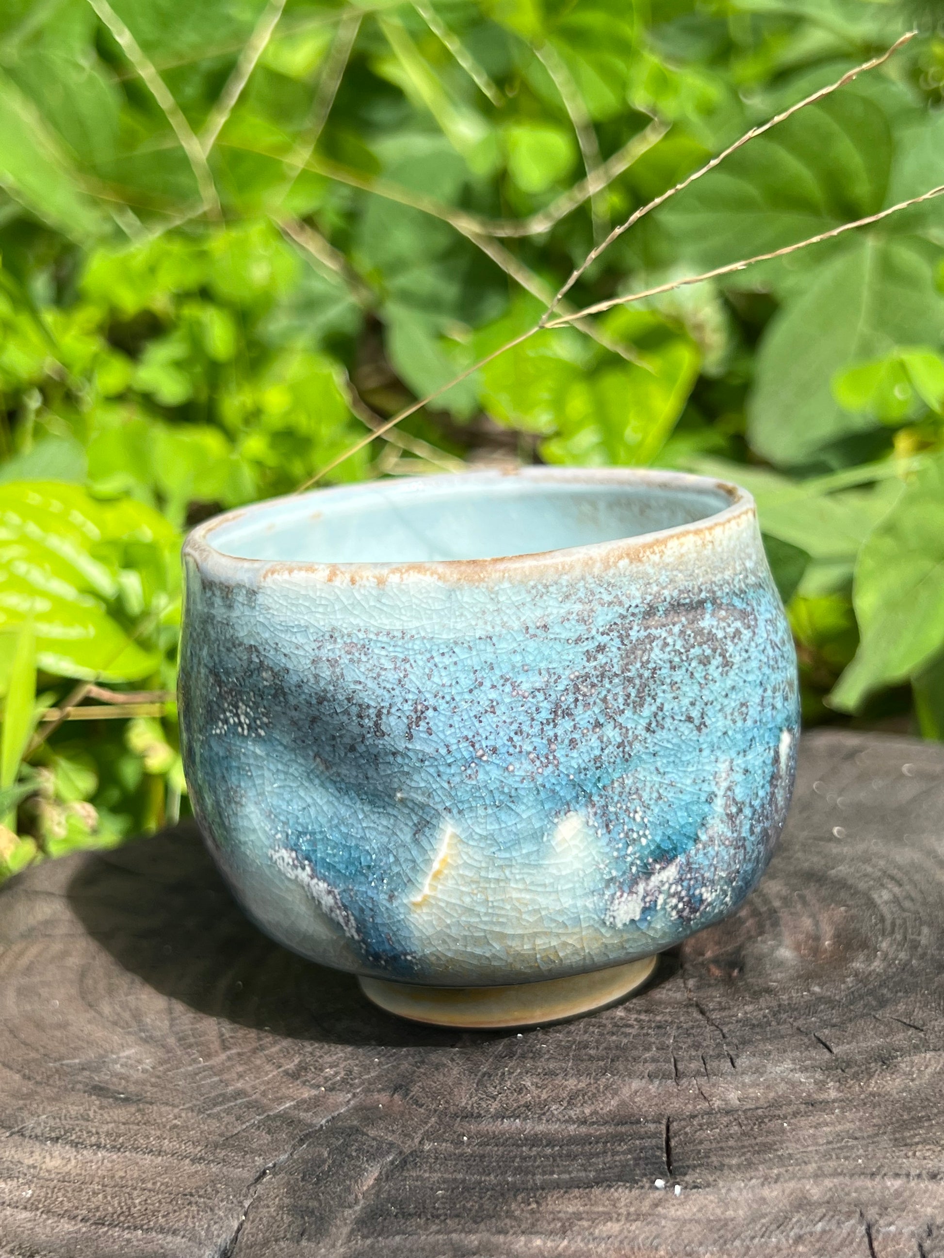 This is a shino ware teacup.this is a shinoyaki teacup