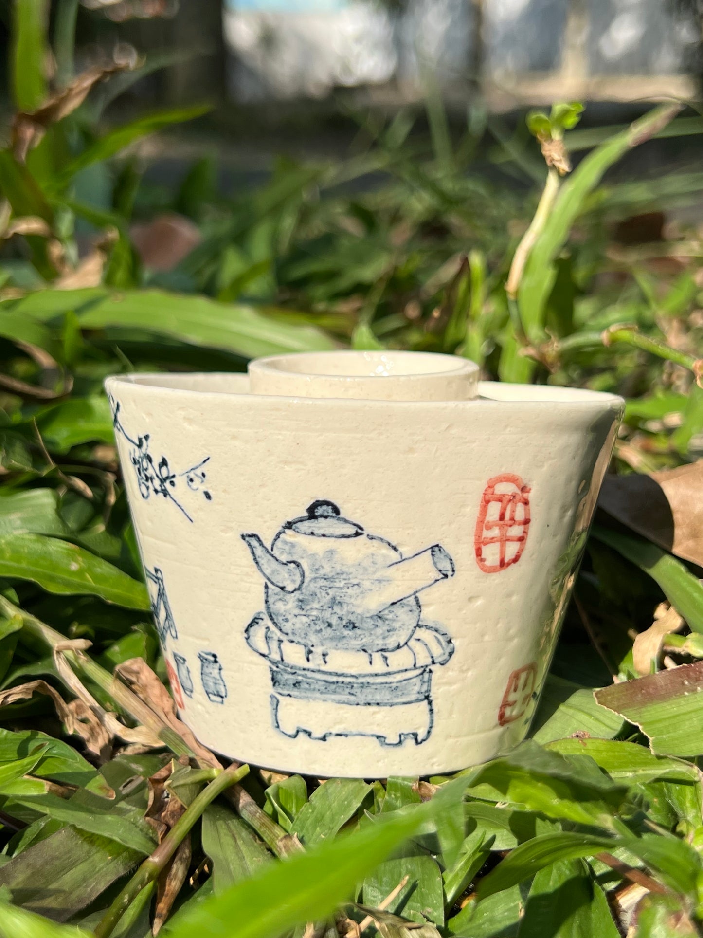 Handpainted Chinese Gongfu Tea Pattern White Fine Pottery Gaiwan Jingdezhen Master Pottery Artwork