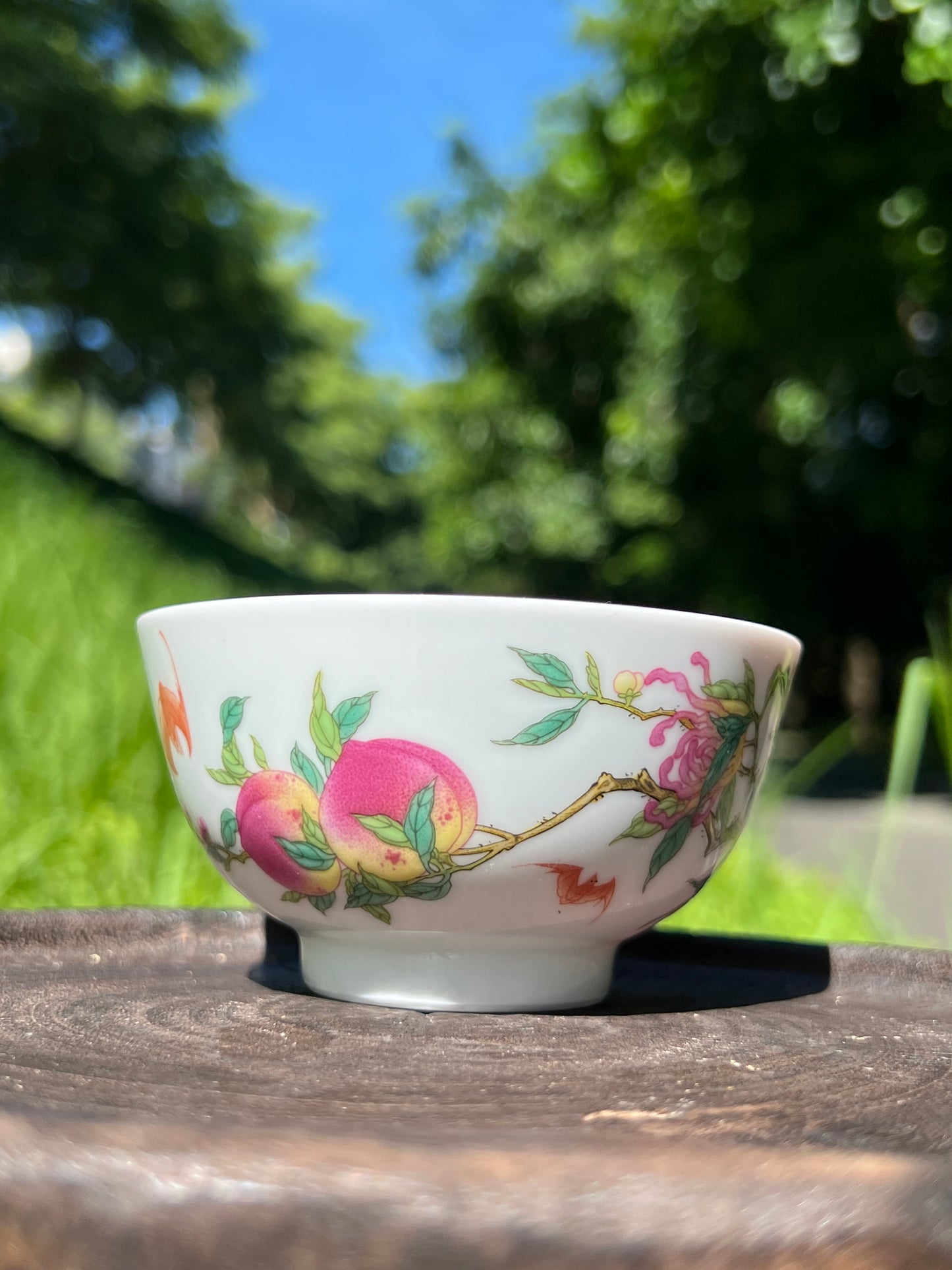 Handpainted Chinese Jingdezhen Peach Teacup Master Ceramic Artwork