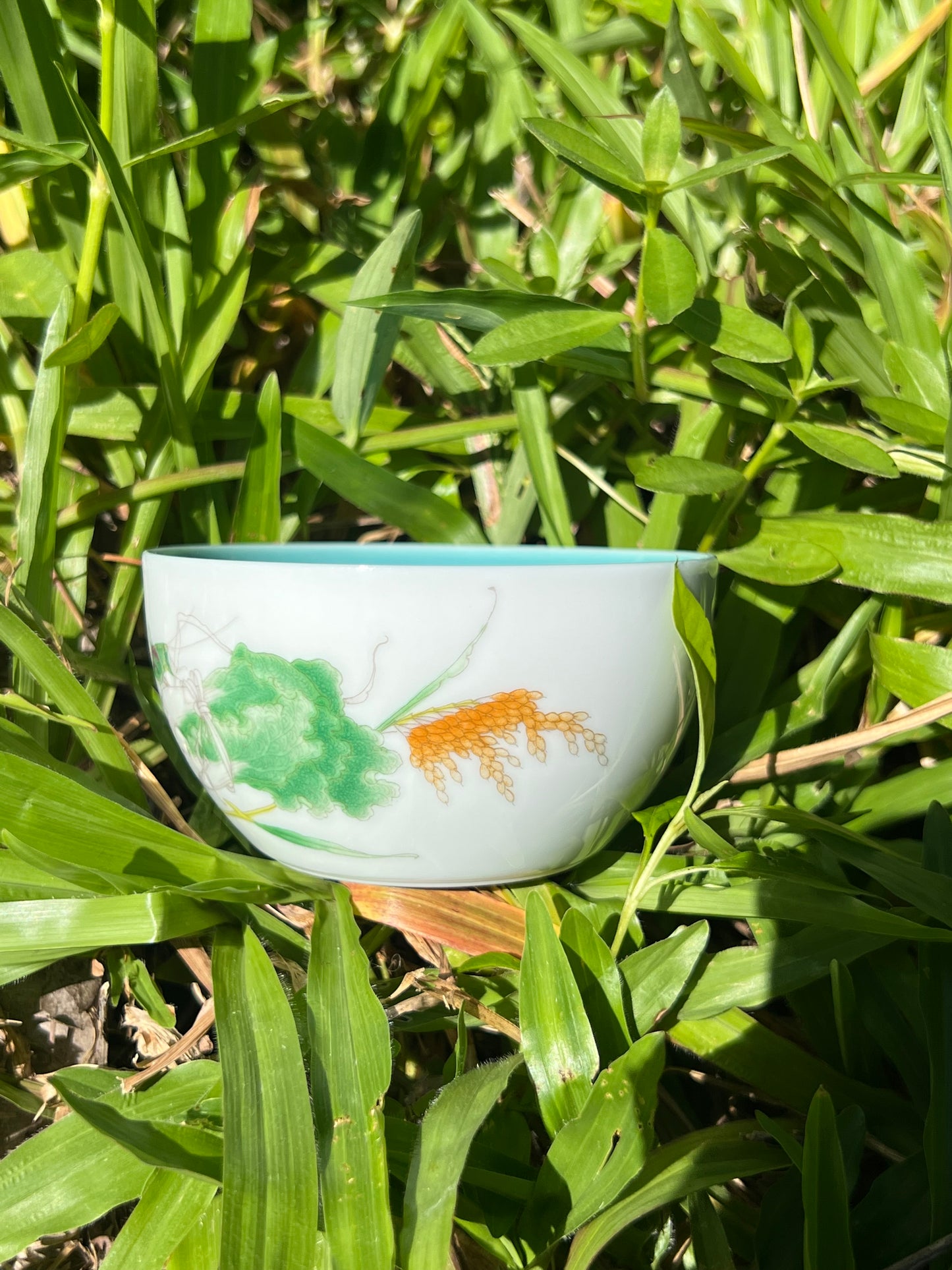 this is Chinese enamel teacup. this is a ceramic teacup