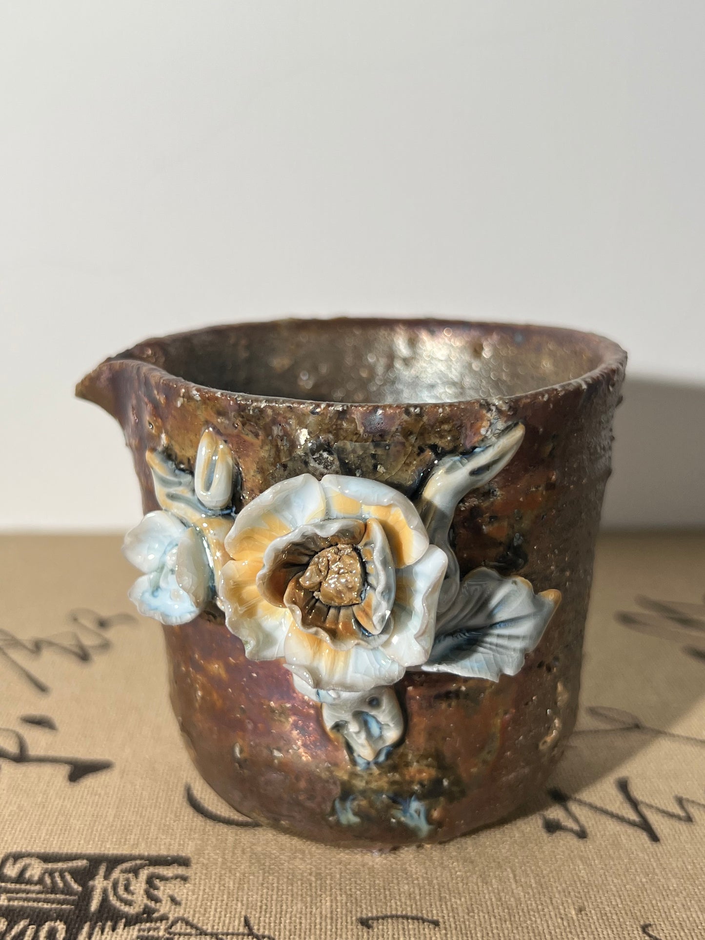 This is a woodfired tietai pottery flower faircup gongdaobei