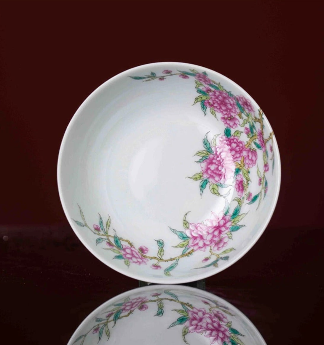 This is a Chinese Jingdezhen enamel flower teacup