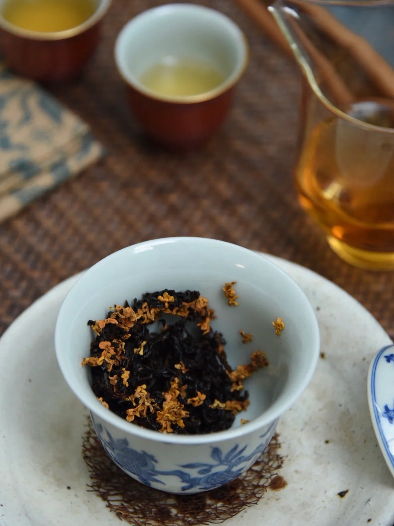 this is Chinese floral tea osmanthus black tea