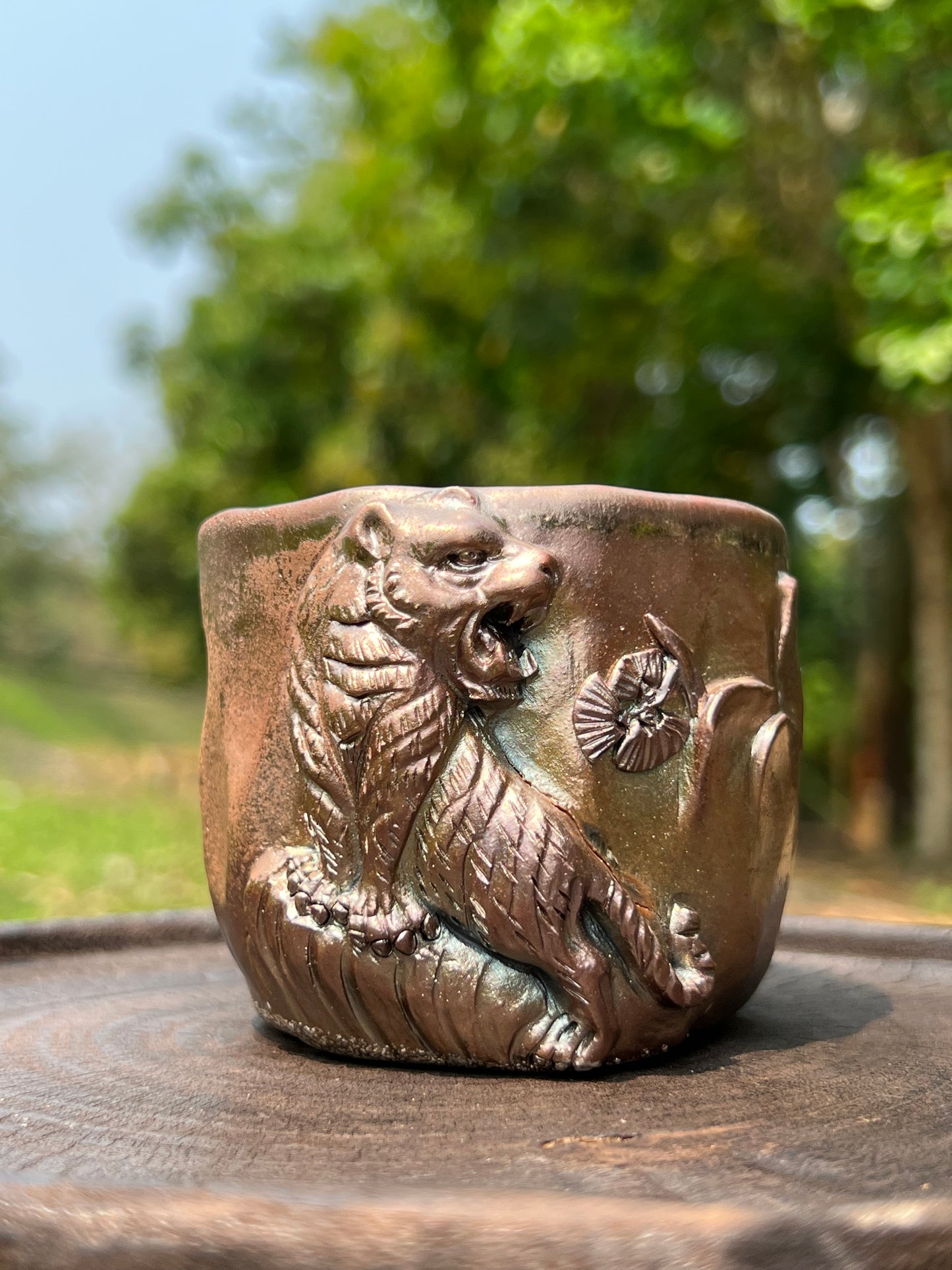 Handmade Chinese Tietai Pottery Tiger Teacup Woodfired Natural Gloss Artwork Gongfu Teaware Teacup