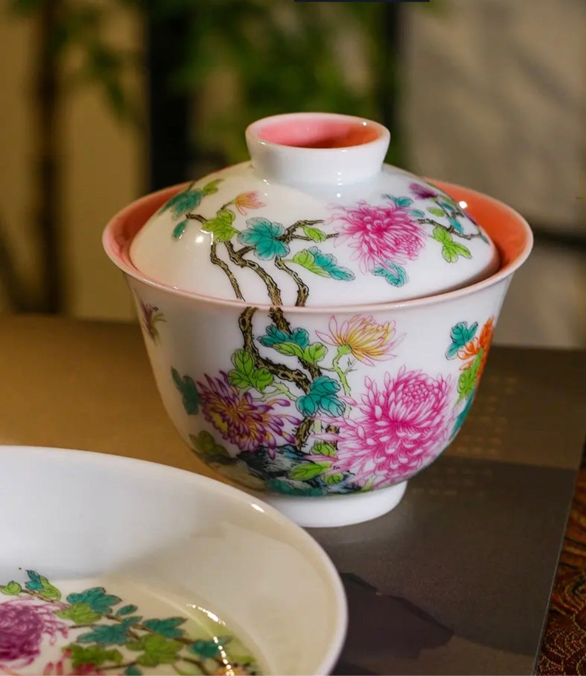 This is a Chinese Jingdezhen enamel chrysanthemum flower teapot gaiwan