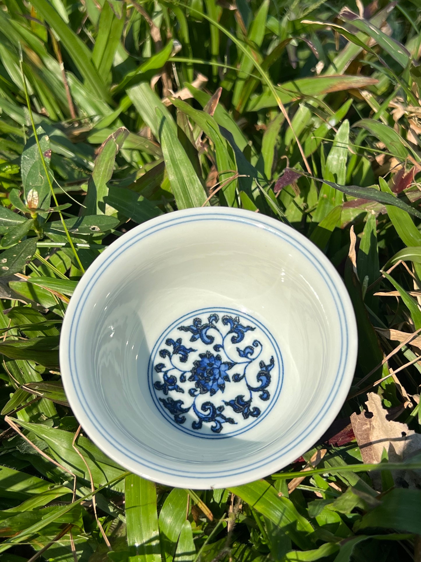 Hand Painted Chinese Lotus Of Twined Stems Teacup Jingdezhen Blue and White Porcelain Master Ceramic Artwork