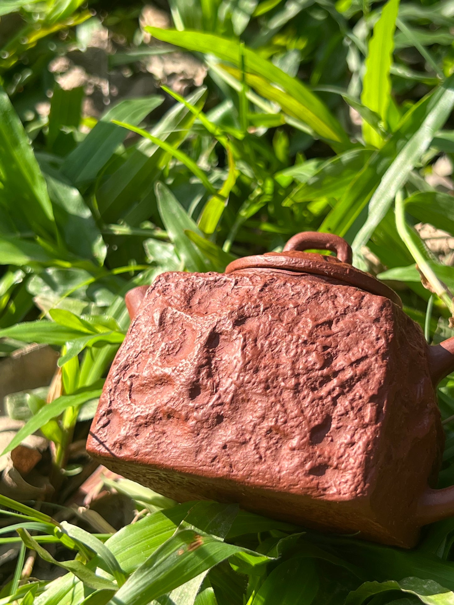 this is Chinese red clay teapot