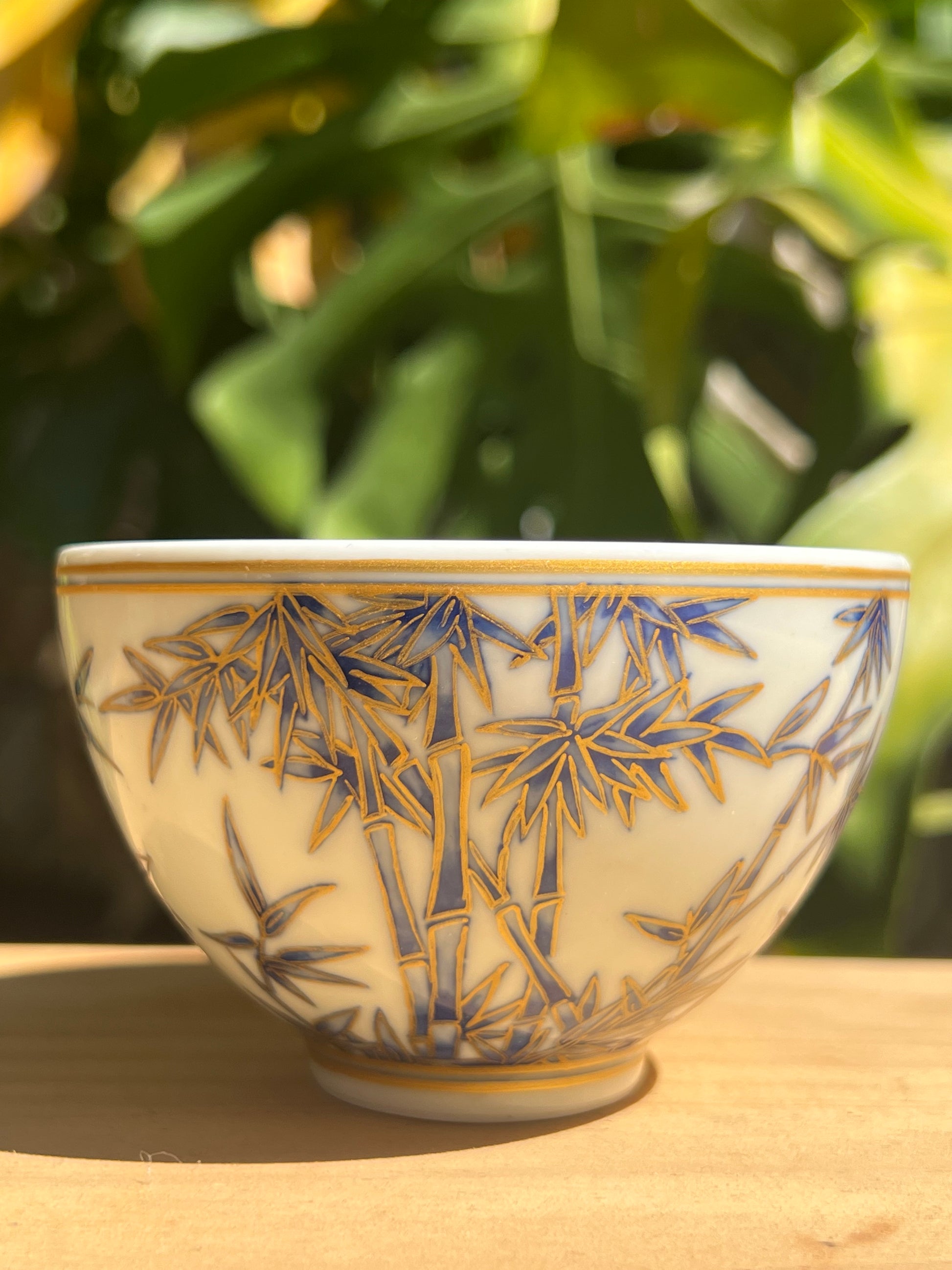 This is a Chinese Jingdezhen blue and white porcelain bamboo teacup