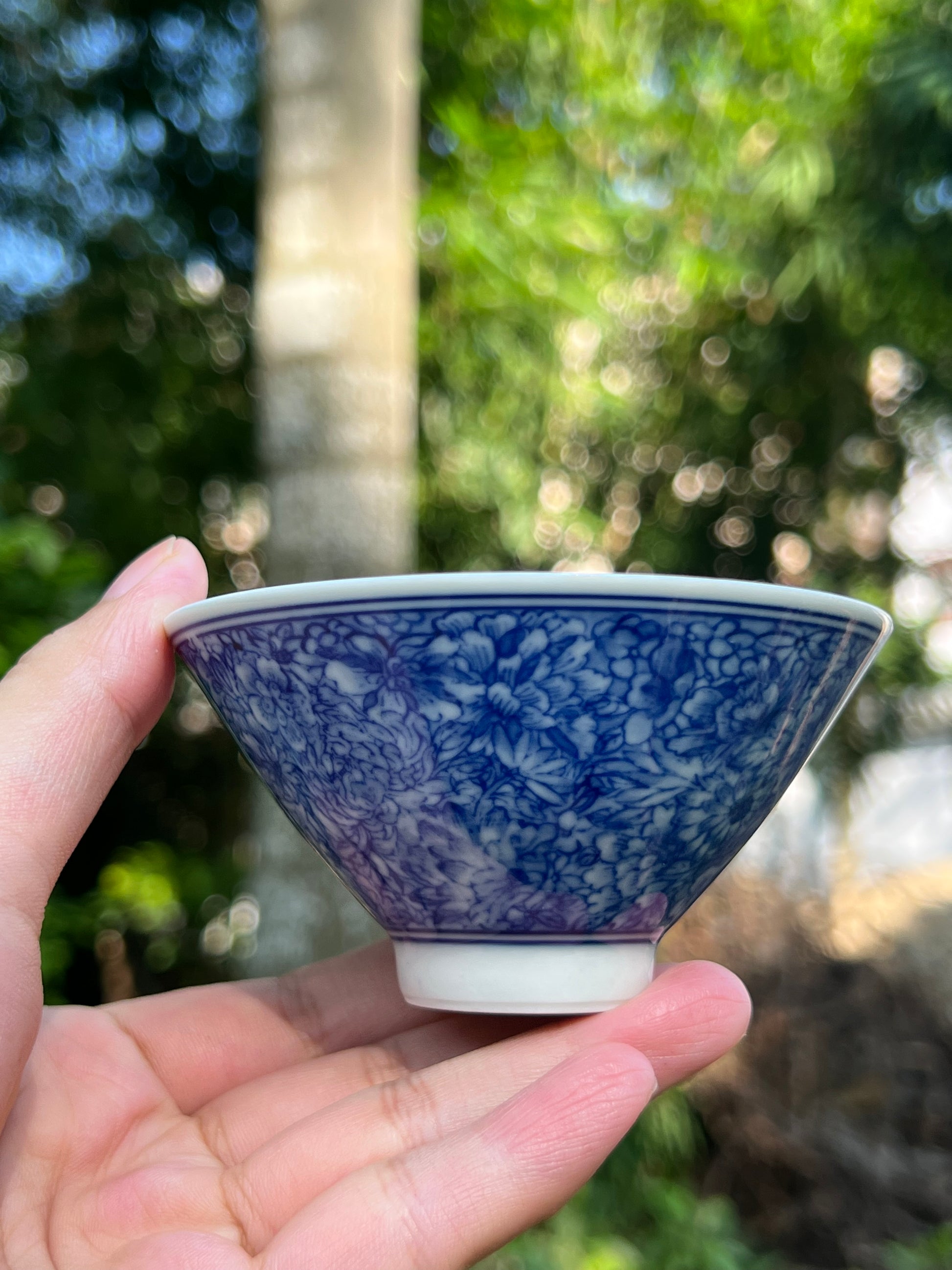 This is Chinese blue and white porcelain teacup. This is a ceramic teacup