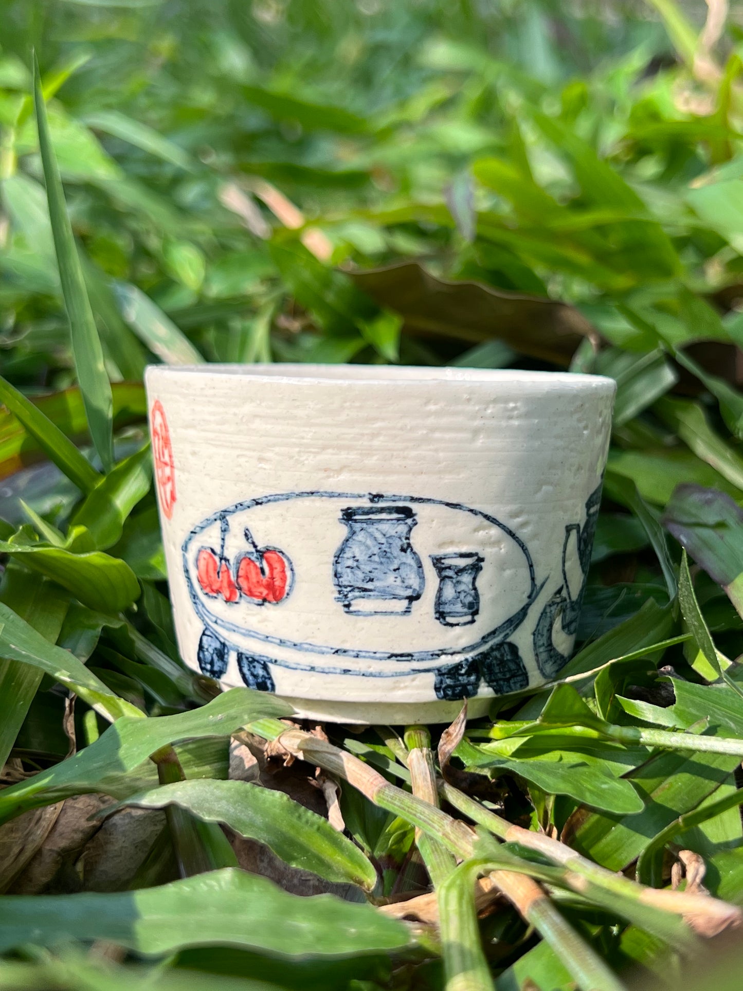 Handpainted Chinese Gongfu Tea Pattern White Fine Pottery Gaiwan Jingdezhen Master Pottery Artwork