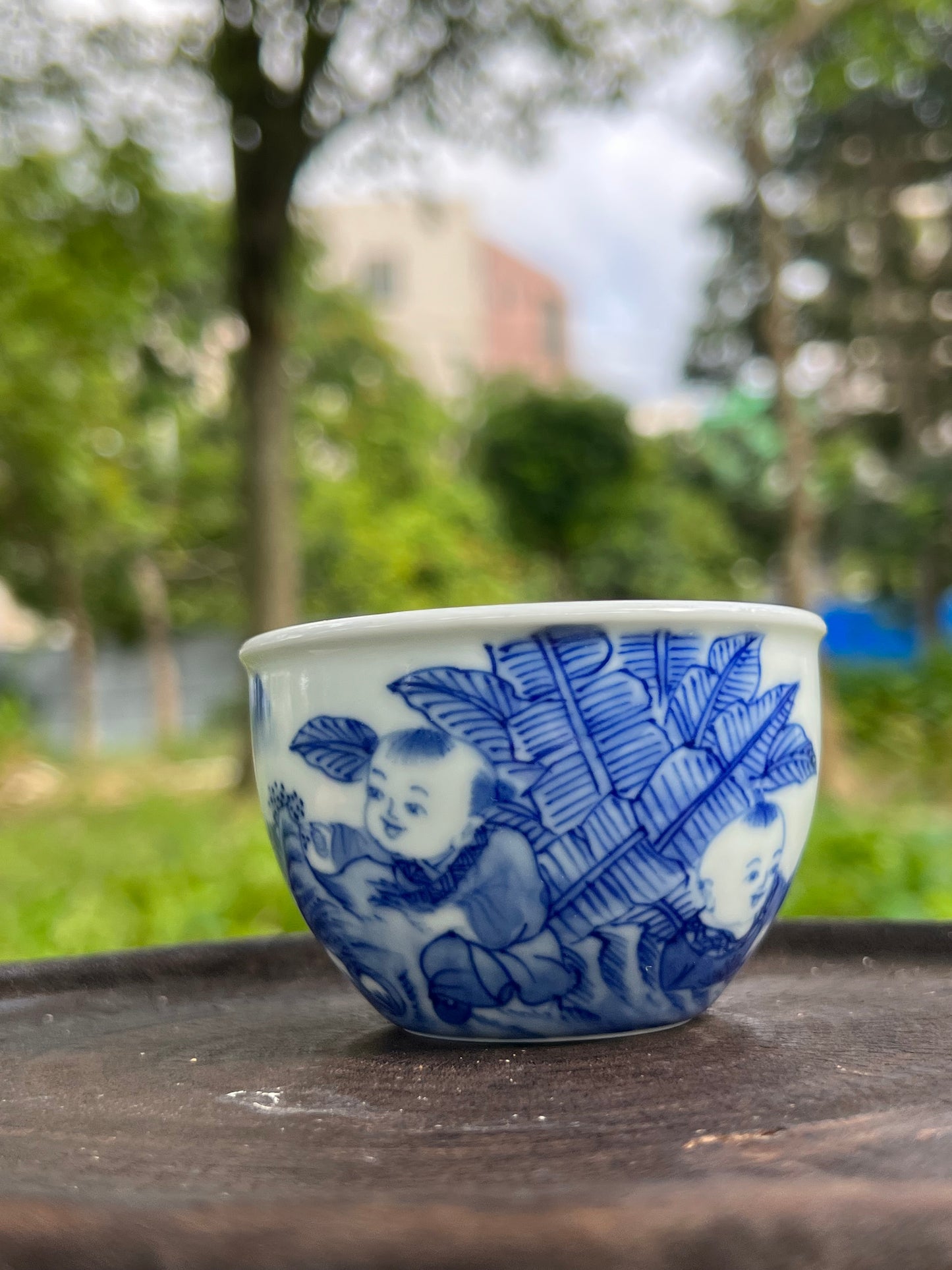 this is Chinese Jingdezhen blue and white porcelain teacup. this is a ceramic teacup