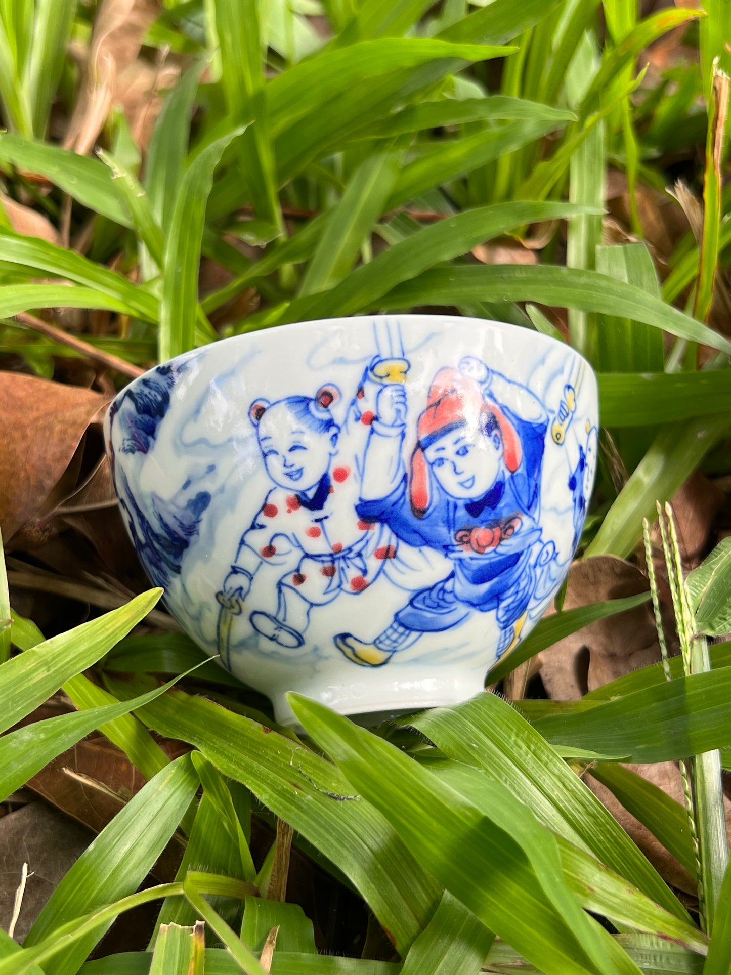 Hand Painted Chinese Blue and White Porcelain Magic Children Tongzi Pattern Jingdezhen Teacup Master Ceramic Artwork