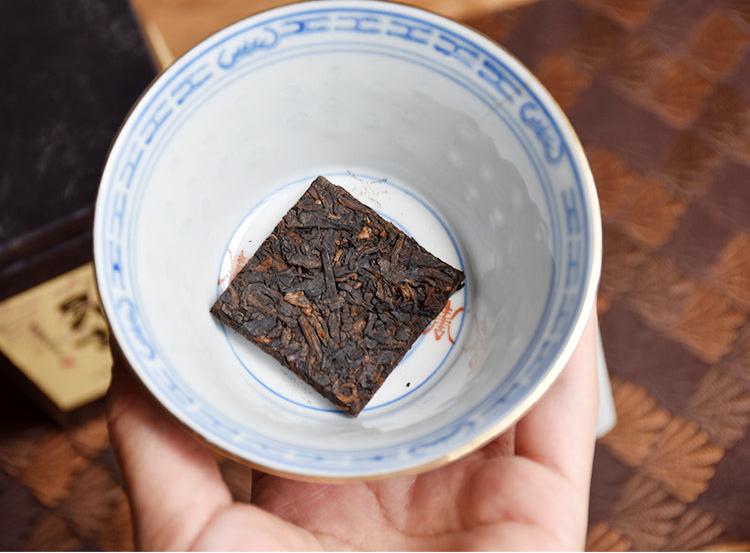 this is Chinese Yunnan ripe puerh Shou Puerh  