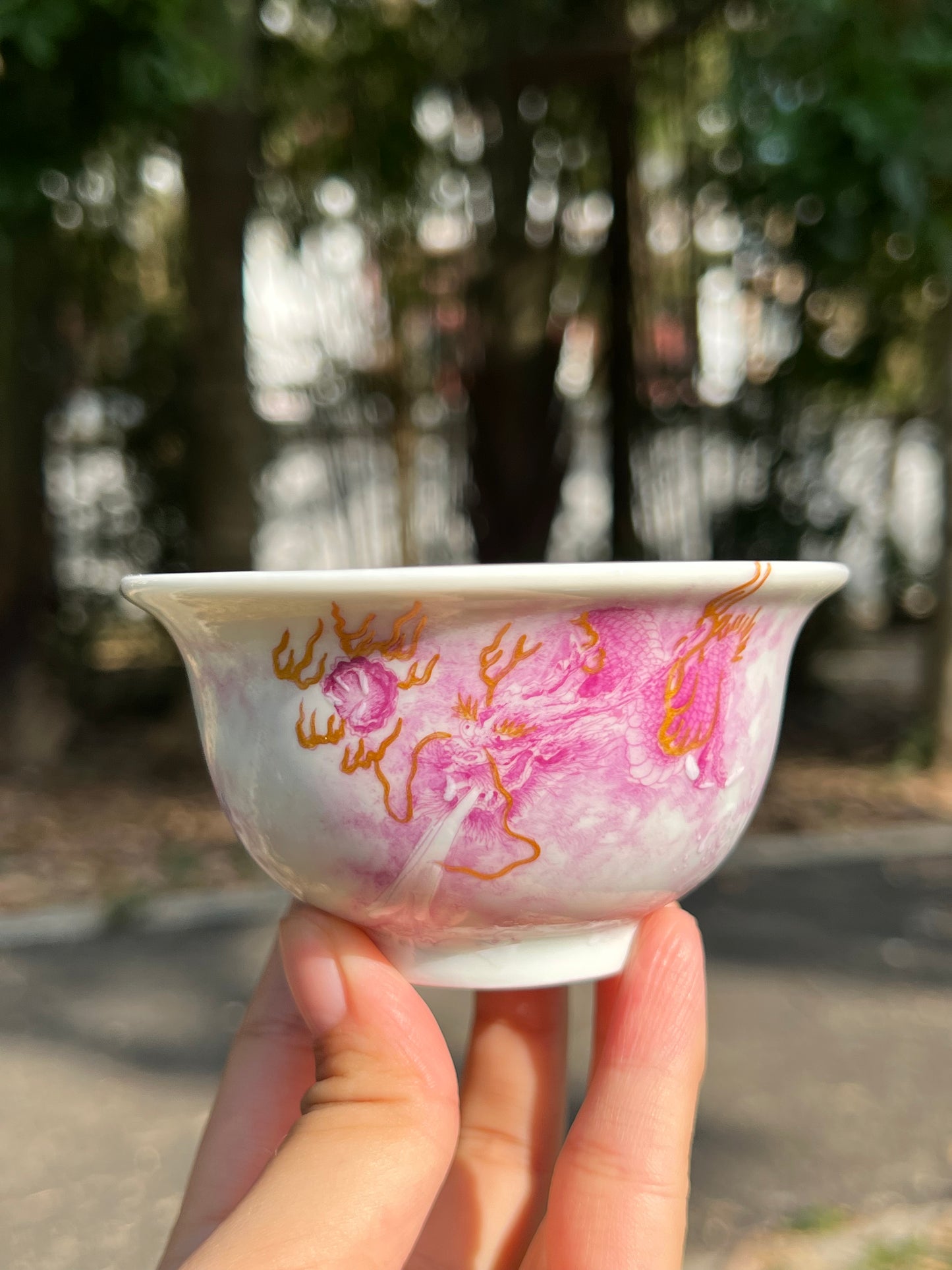 this is a Chinese Jingdezhen ceramic dragon teacup