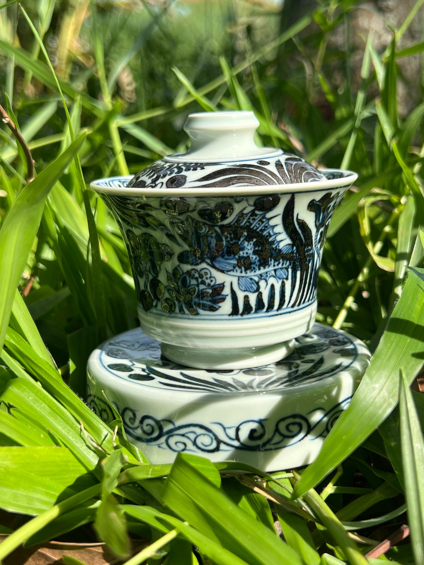 Hand Painted Chinese Antique Yuan Dynasty Blue and White Porcelain Fish and Algae Pattern Gaiwan Set Jingdezhen Master Ceramic Artwork