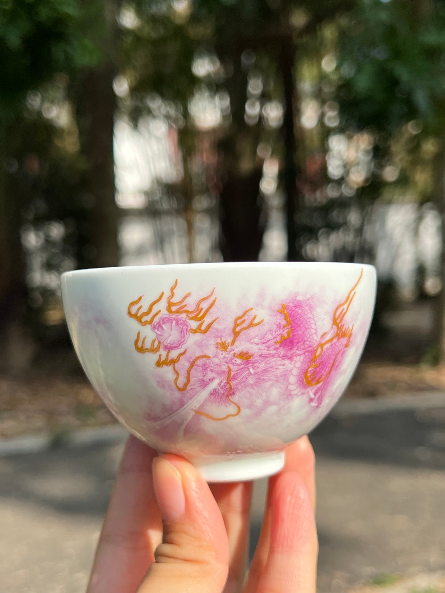 this is a Chinese Jingdezhen ceramic dragon teacup