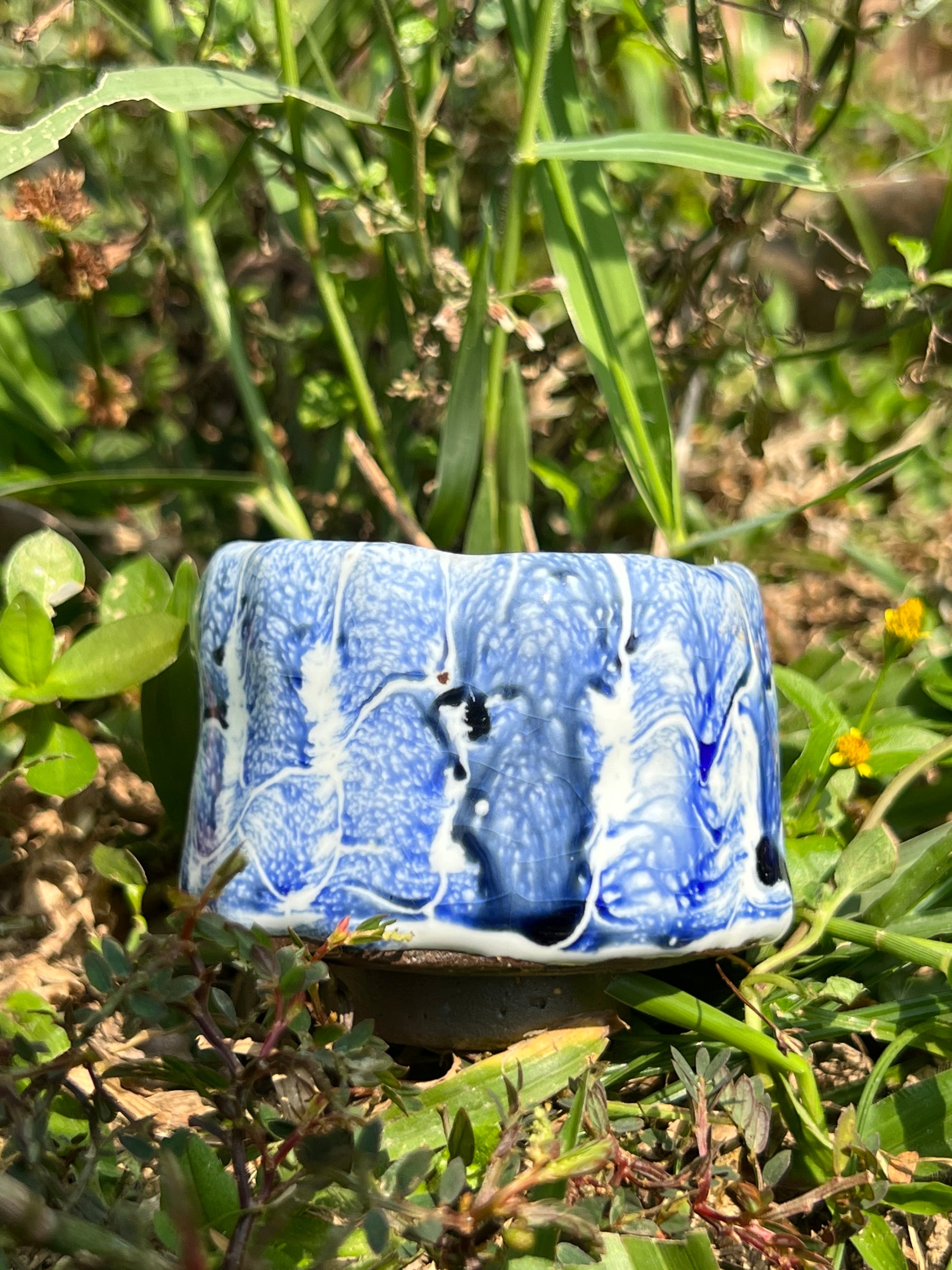 This is a shino ware teacup.this is a shinoyaki teacup