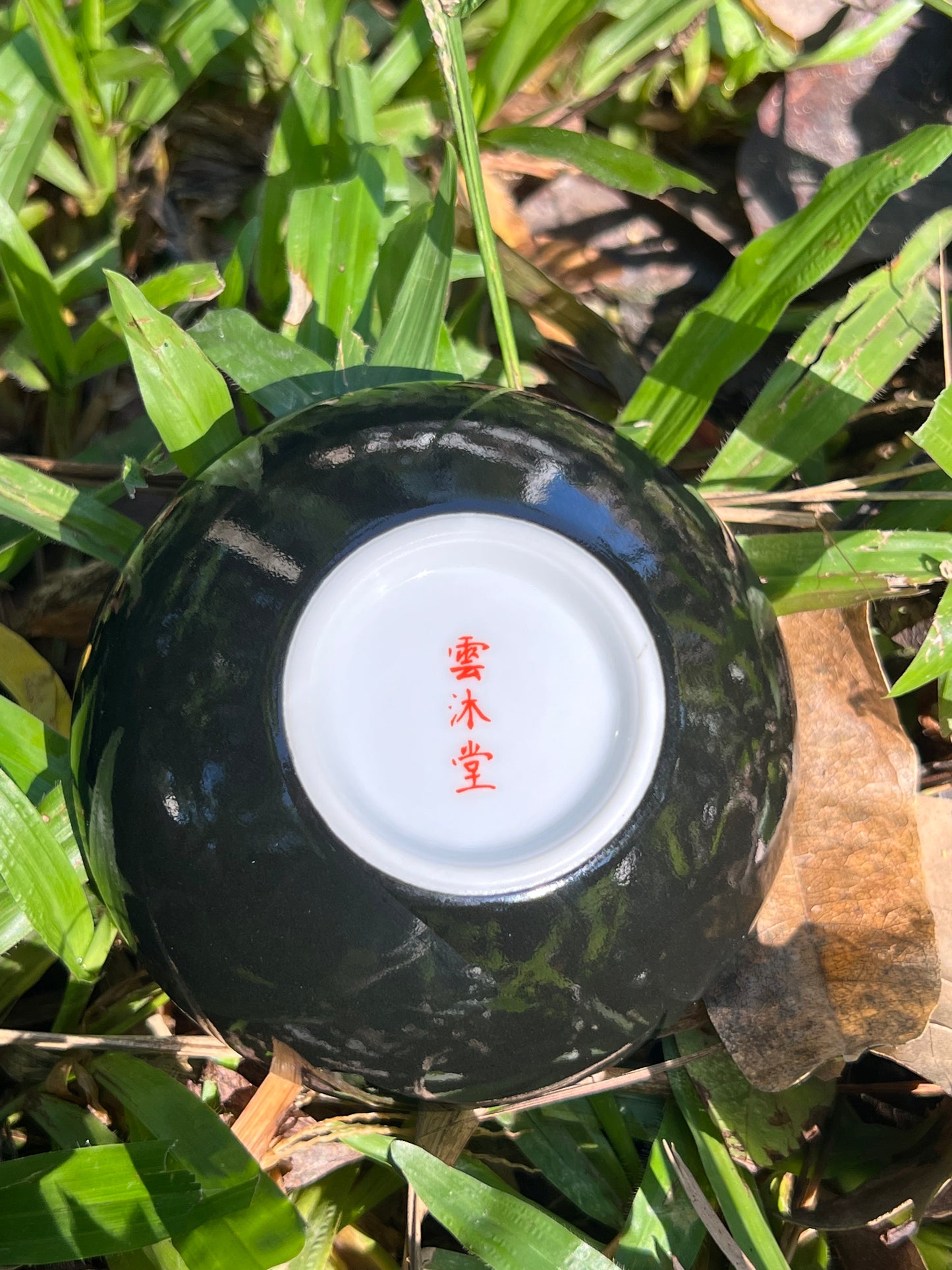 this is Chinese Jingdezhen enamel butterfly teacup. this is a ceramic teacup