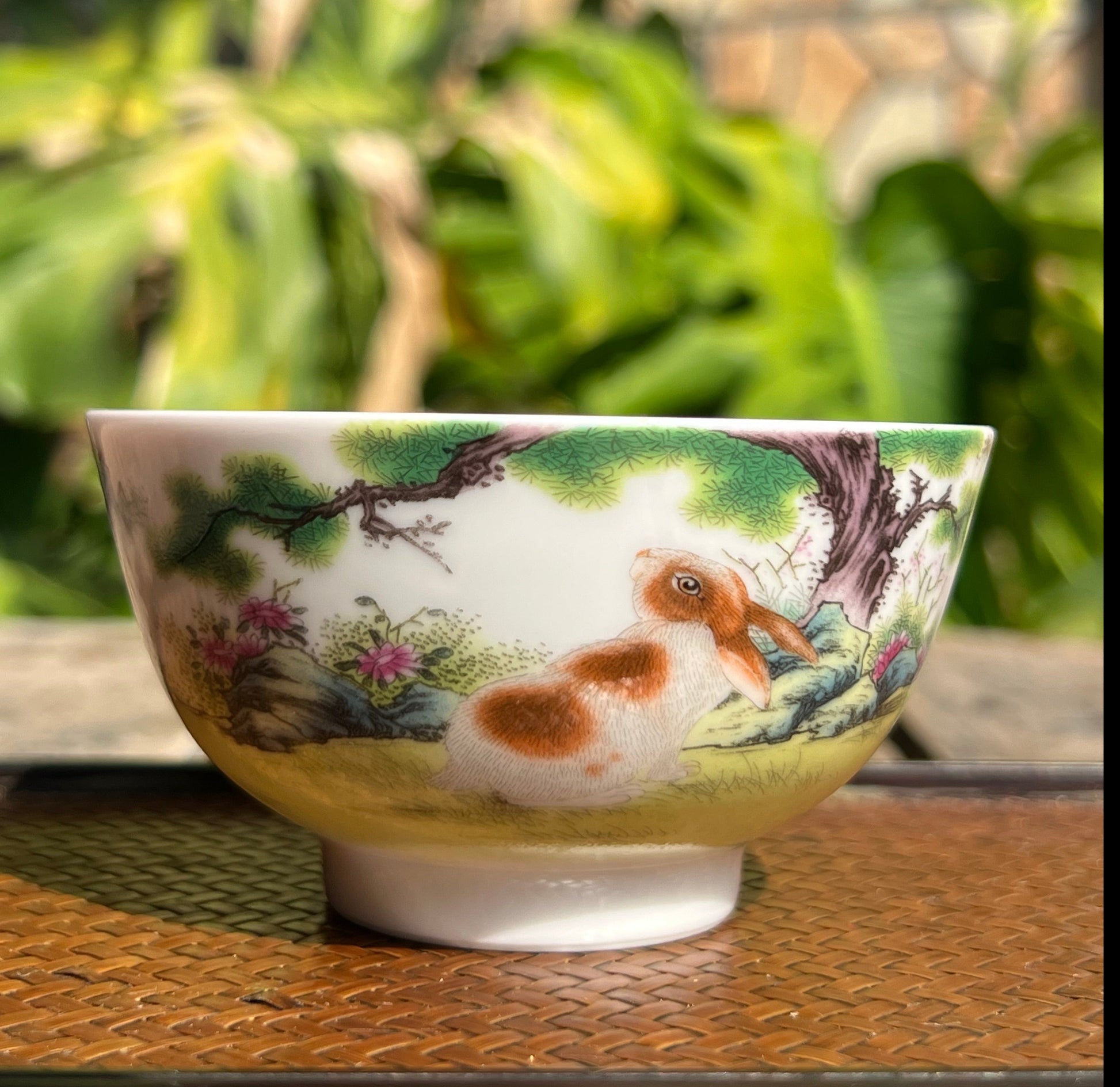 This is a Chinese Jingdezhen enamel  teacup