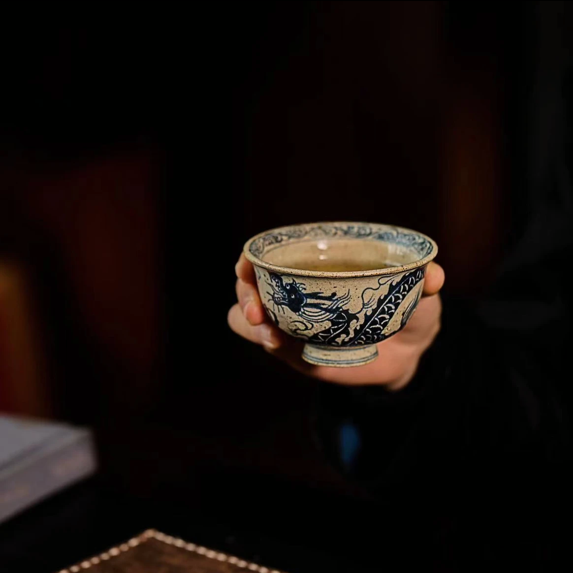 Chinese Handpainted Chinese Dragon Blue and White Pottery Jingdezhen Tea tray Teapot Holder Master Pottery Artwork