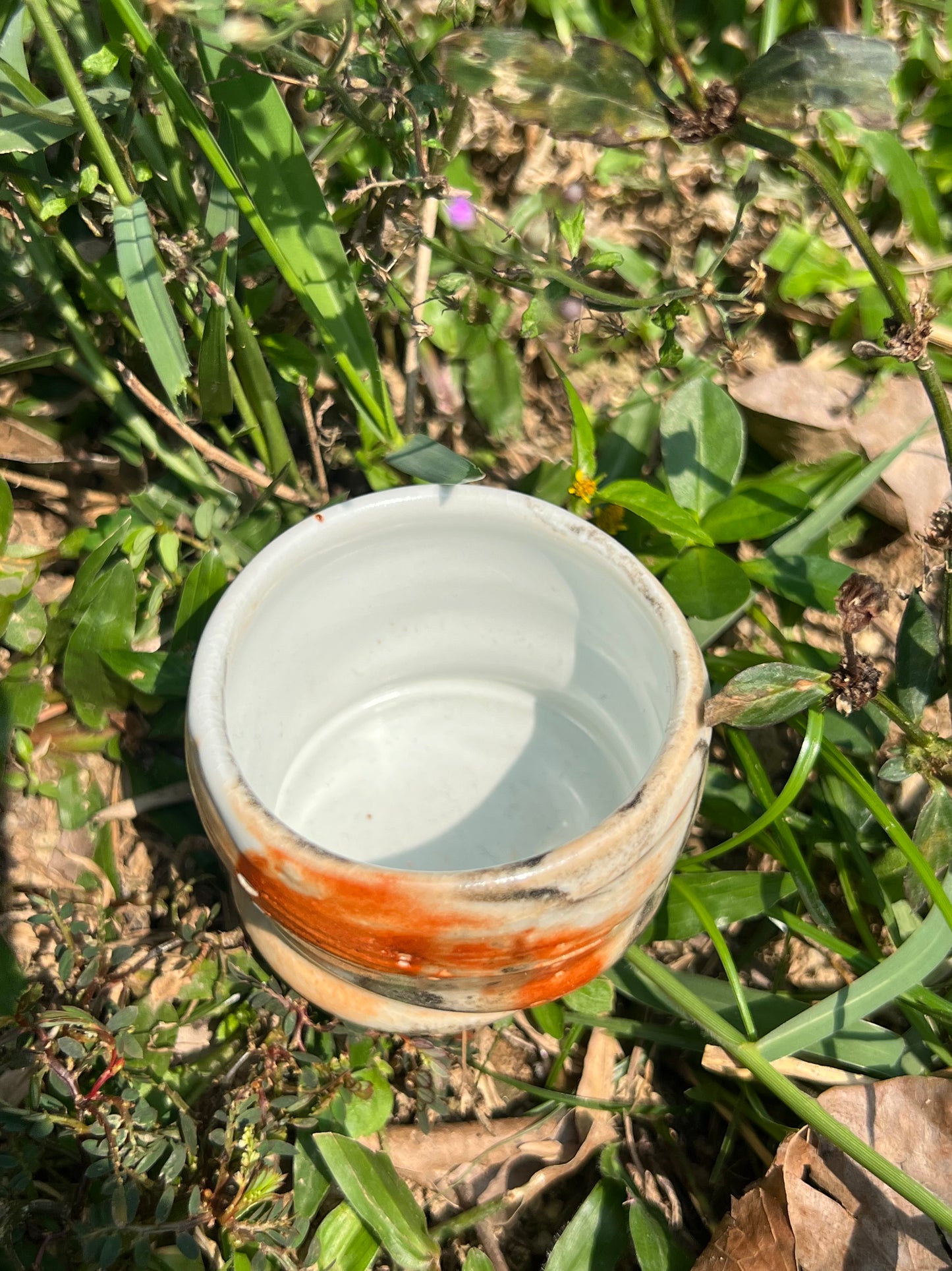 This is a shino ware teacup.this is a shinoyaki teacup