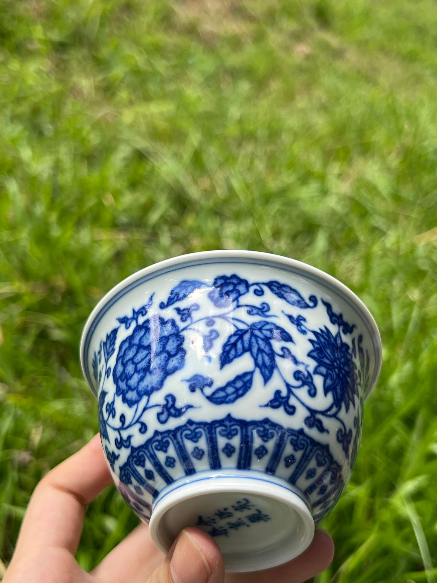 Hand Painted Chinese Twist Lotus Pattern Blue and White Porcelain Gaiwan Set Jingdezhen Master Ceramic Artwork