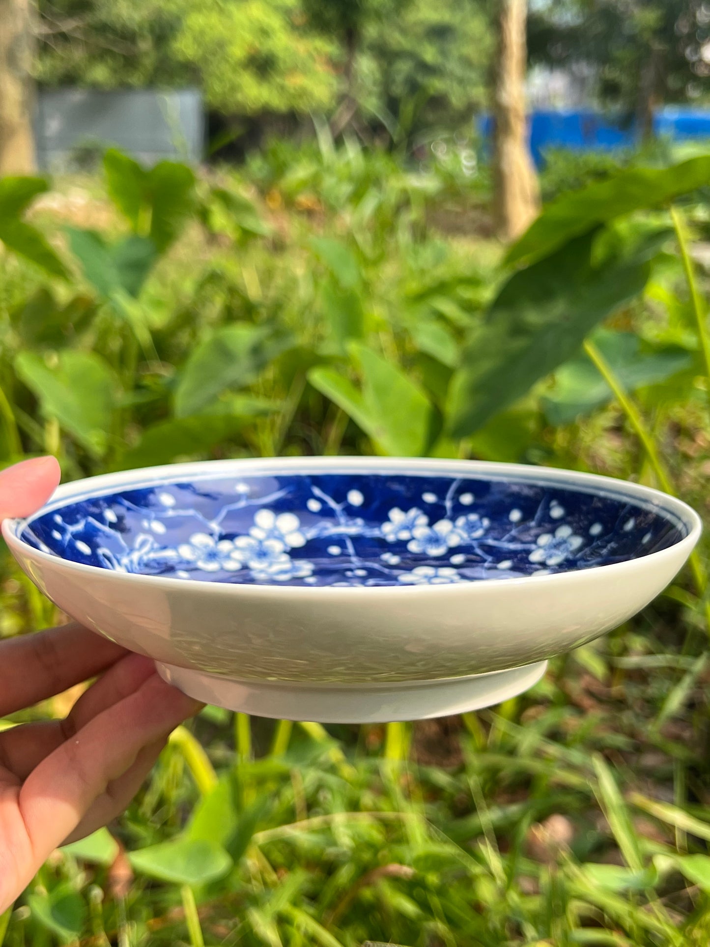 This is Chinese Jingdezhen blue and white porcelain tea tray. This is a ceramic tea boat