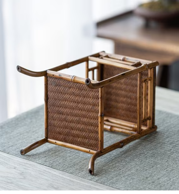 This is a meilu bamboo shelf bamboo rack.this is a bamboo teaware storage shelf