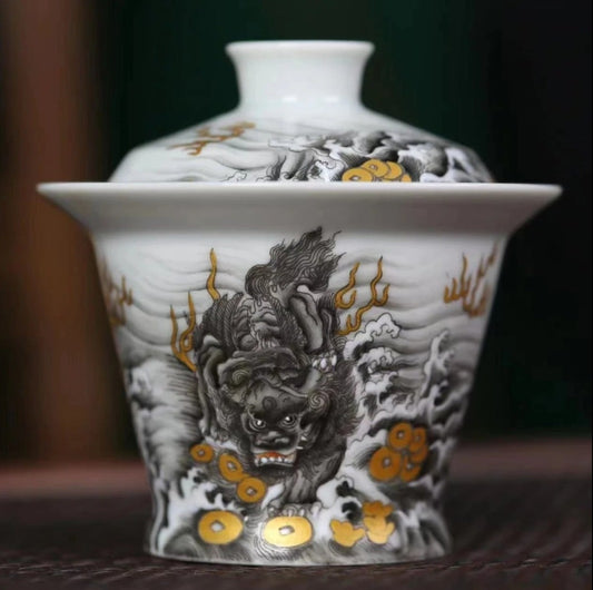 this is a Chinese Jingdezhen ceramic dragon teapot gaiwan