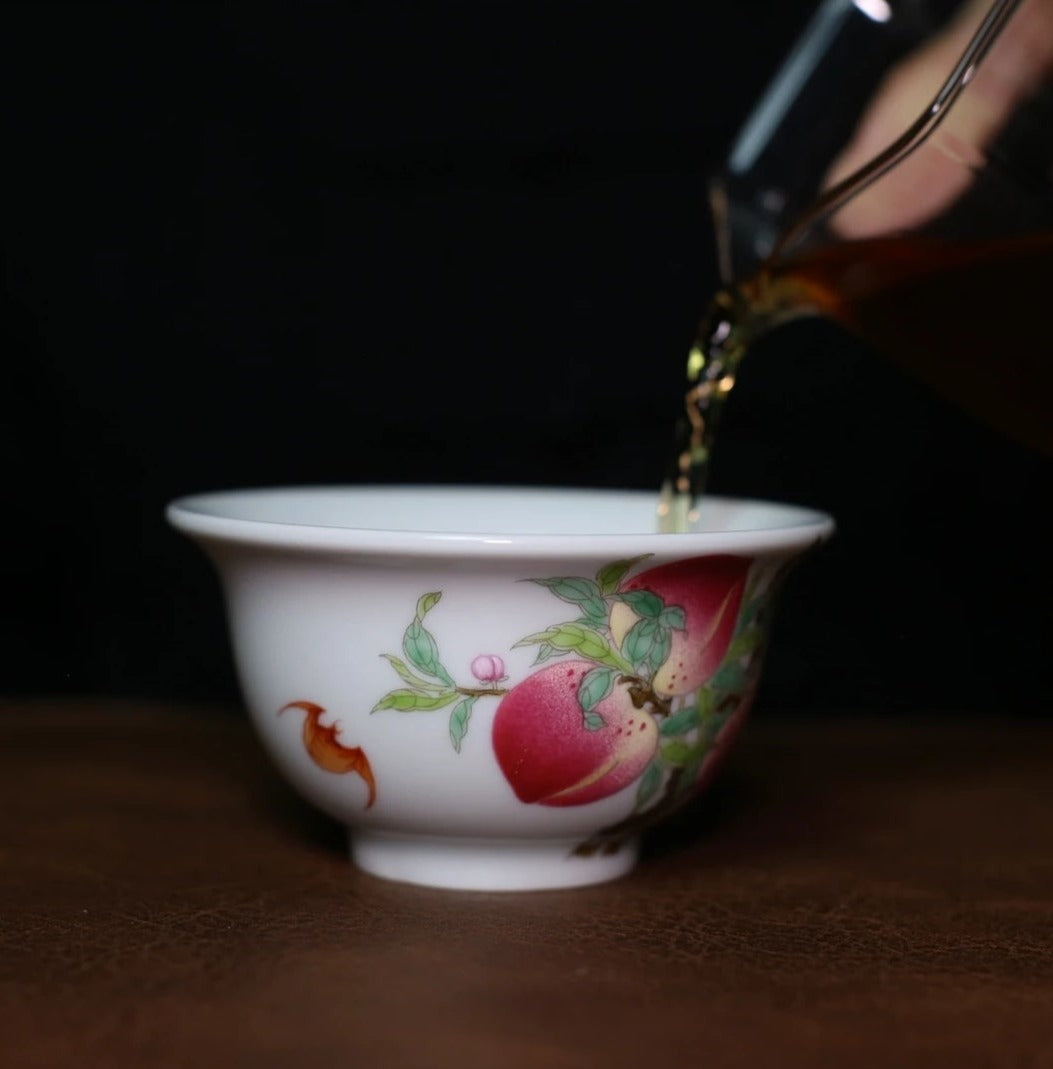 This is a Chinese Jingdezhen ceramic teacup