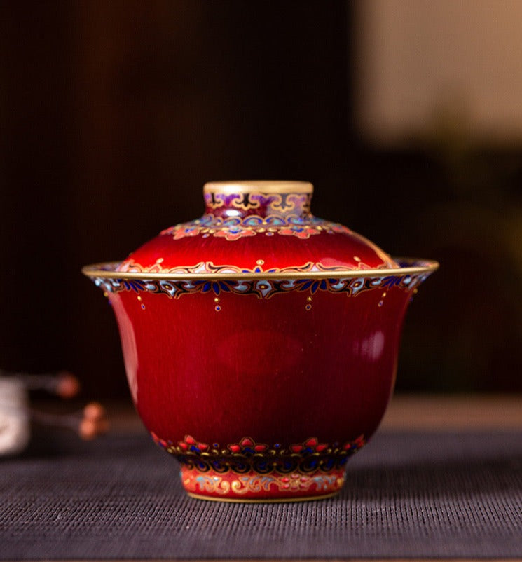 This is a Chinese Jingdezhen lang yao red-glazed lang yao hong teapot.this is a ceramic teapot gaiwan