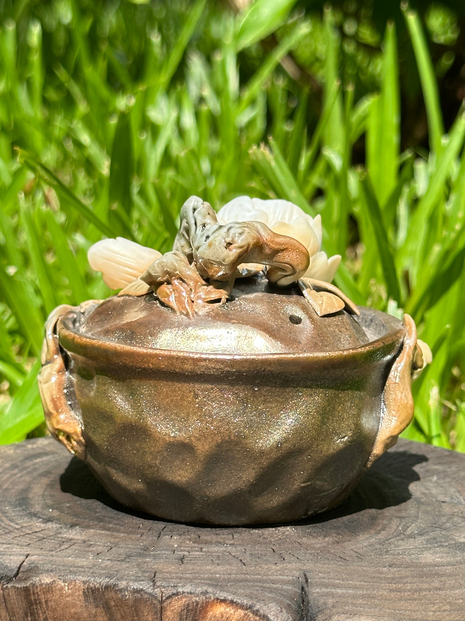 This is a woodfired pottery teapot baoping