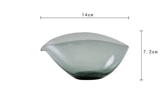 This is a transparent black glass faircup gongdaobei