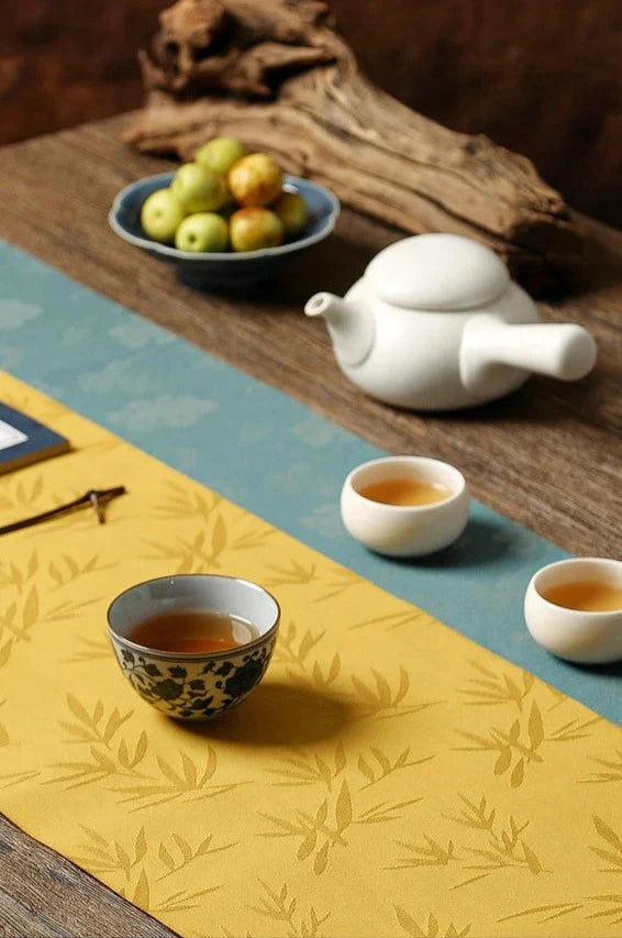 This is a waterproof tea mat table cloth