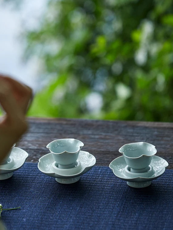 This is a ceramic high feet teacup