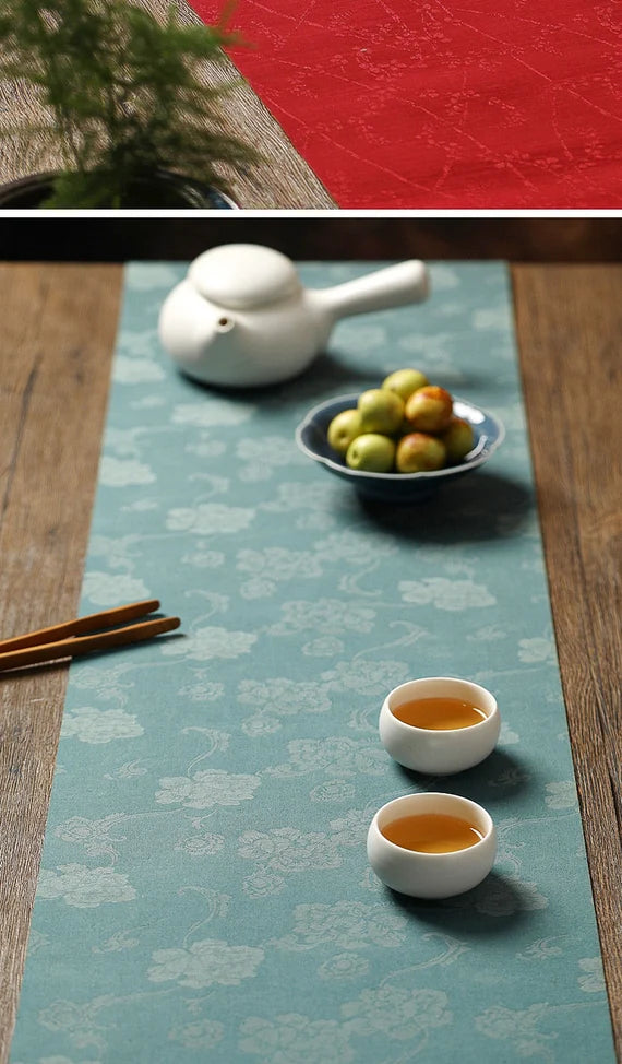 This is a waterproof tea mat table cloth