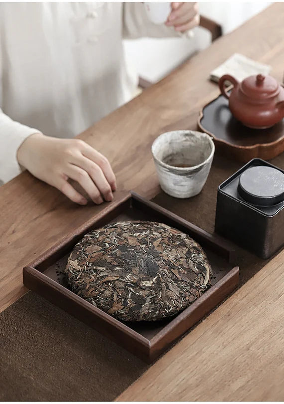 This is a walnut solid wood puerh tea tray tea shelf