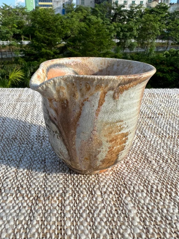 This is a woodfired faircup gongdaobei