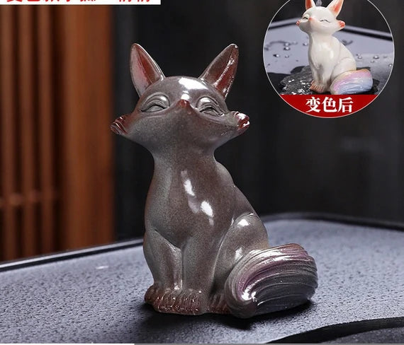 This is a color changing fox teapet.this is a resin teapet