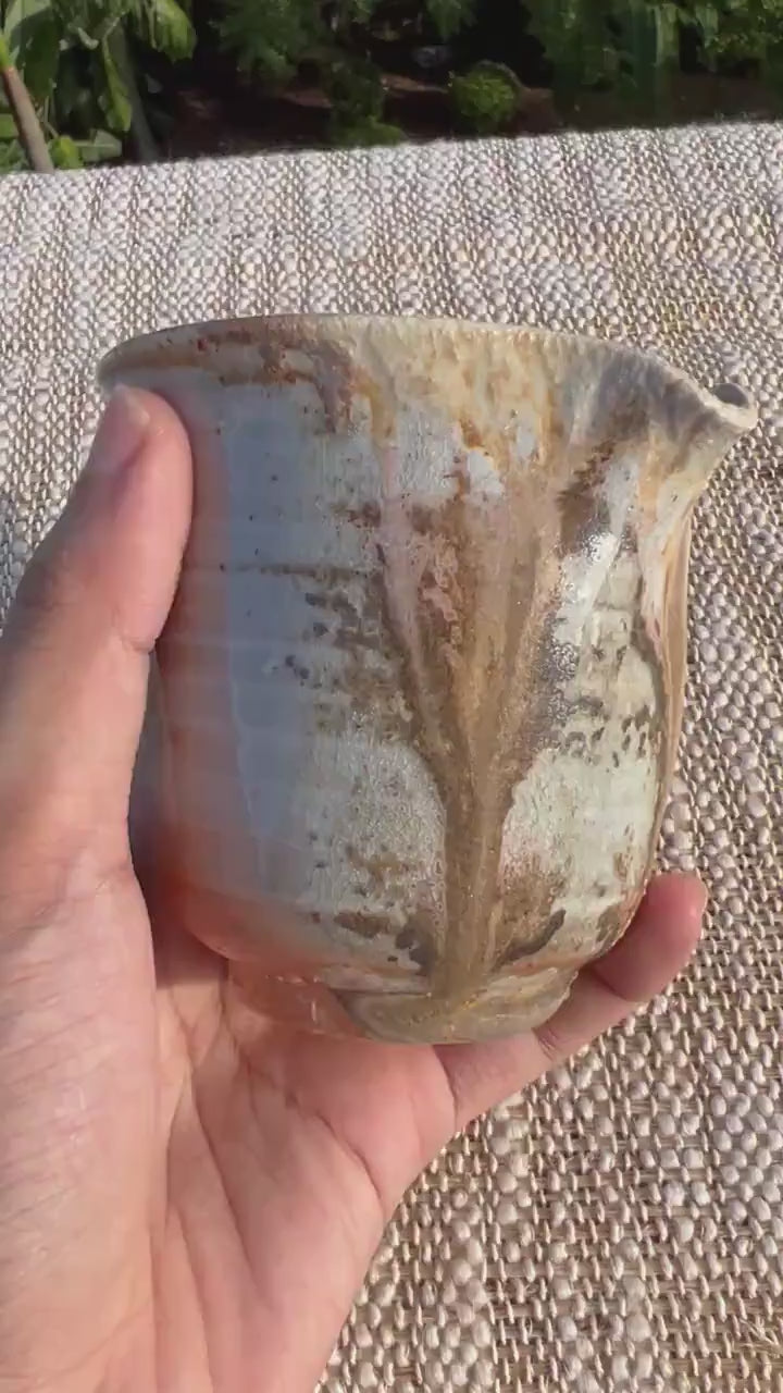 This is a woodfired faircup gongdaobei