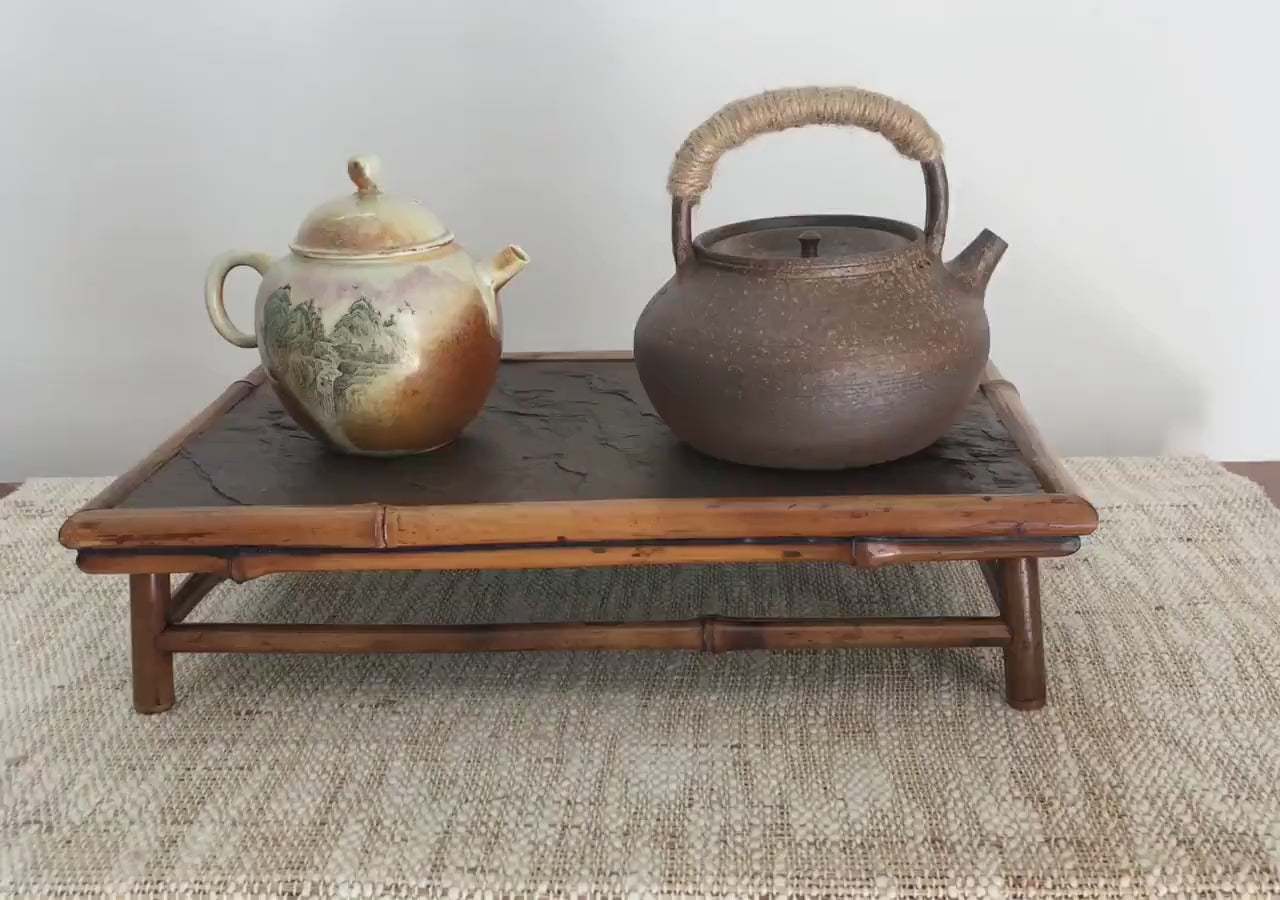 This is a meilu bamboo shelf.this is bamboo rack bamboo plate