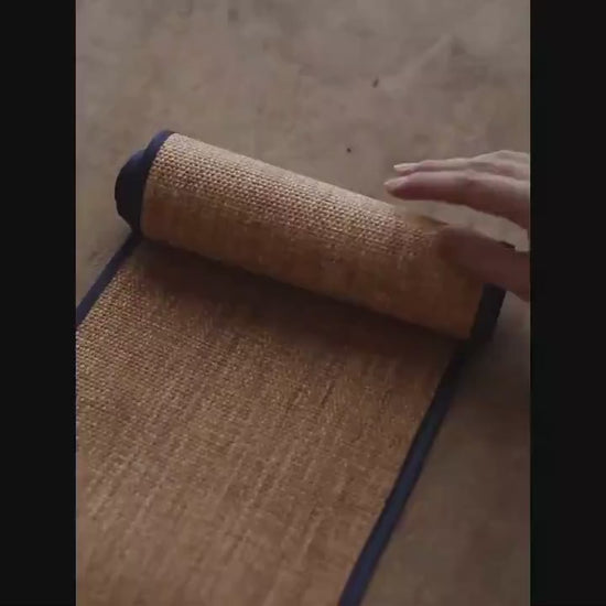 This is a raffia weaving mat table cloth