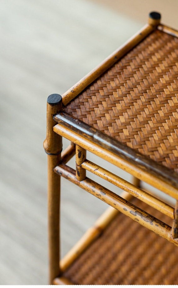 This is a meilu bamboo shelf bamboo rack.this is a bamboo teaware storage shelf
