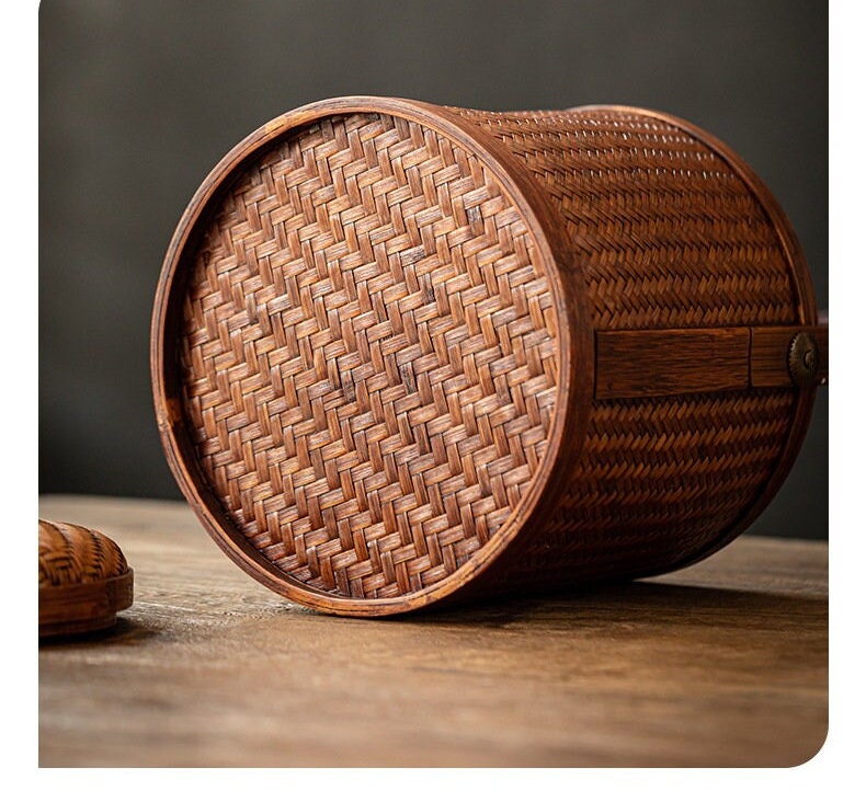 This is a bamboo weaving basket