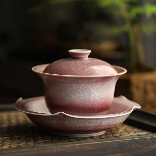 This is a ceramic teapot.this is a ceramic gaiwan