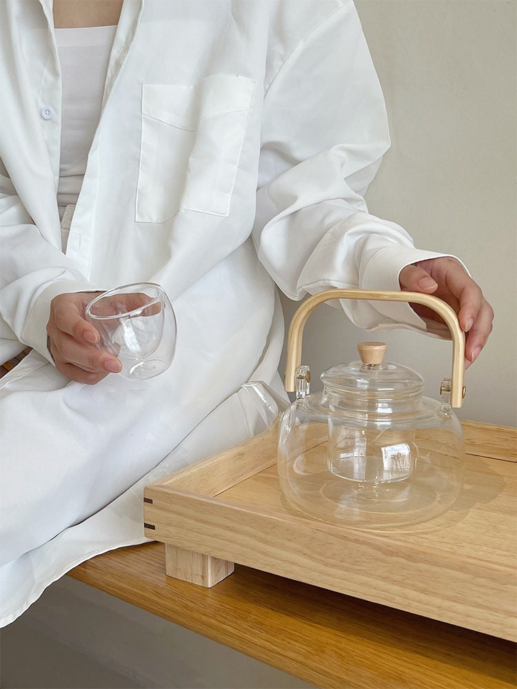 This is a glass kettle