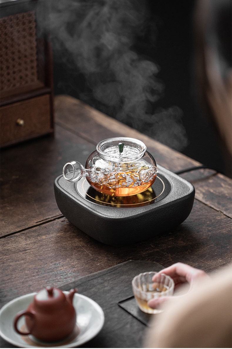 This is a glass kettle